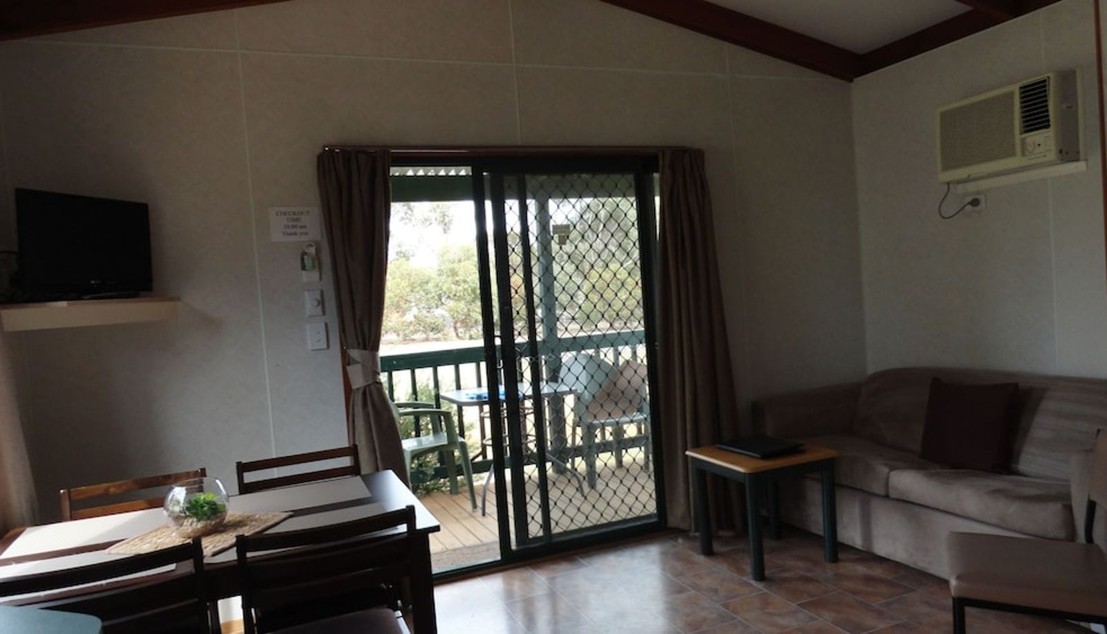 Meeting room - Kangaroo Island Cabins