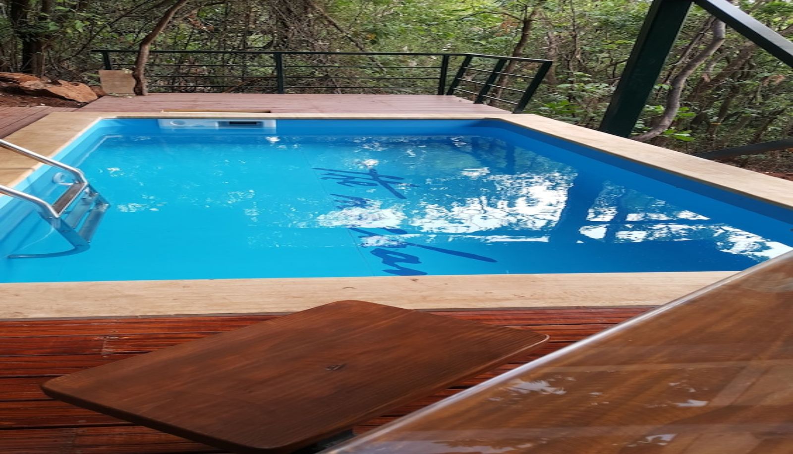 Piscina - The Machan