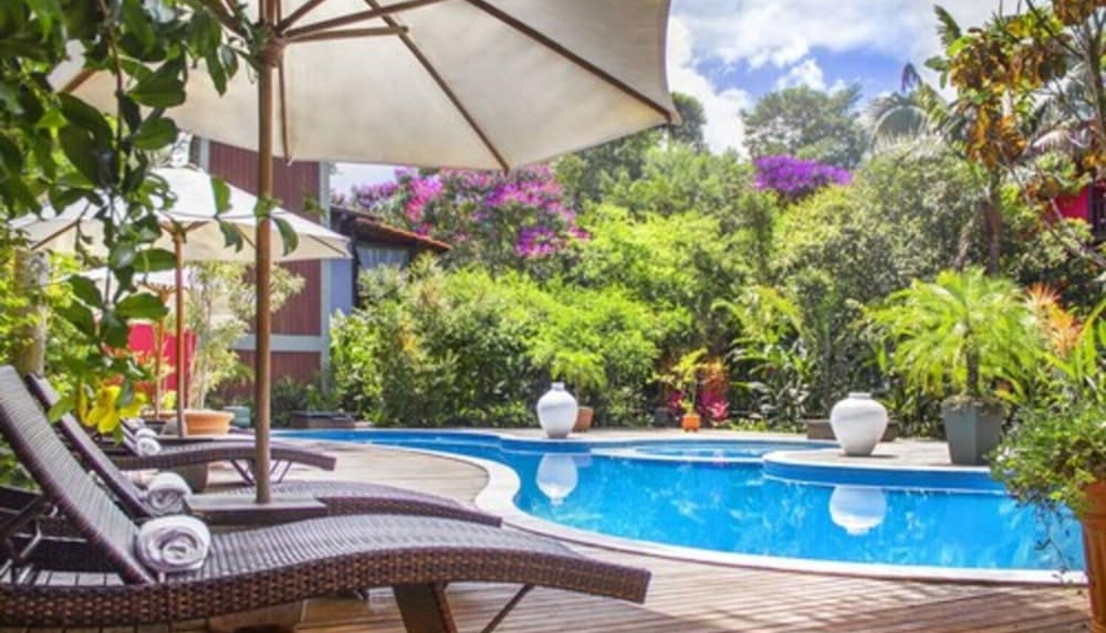 Pool - Hotel Reserva Camburi