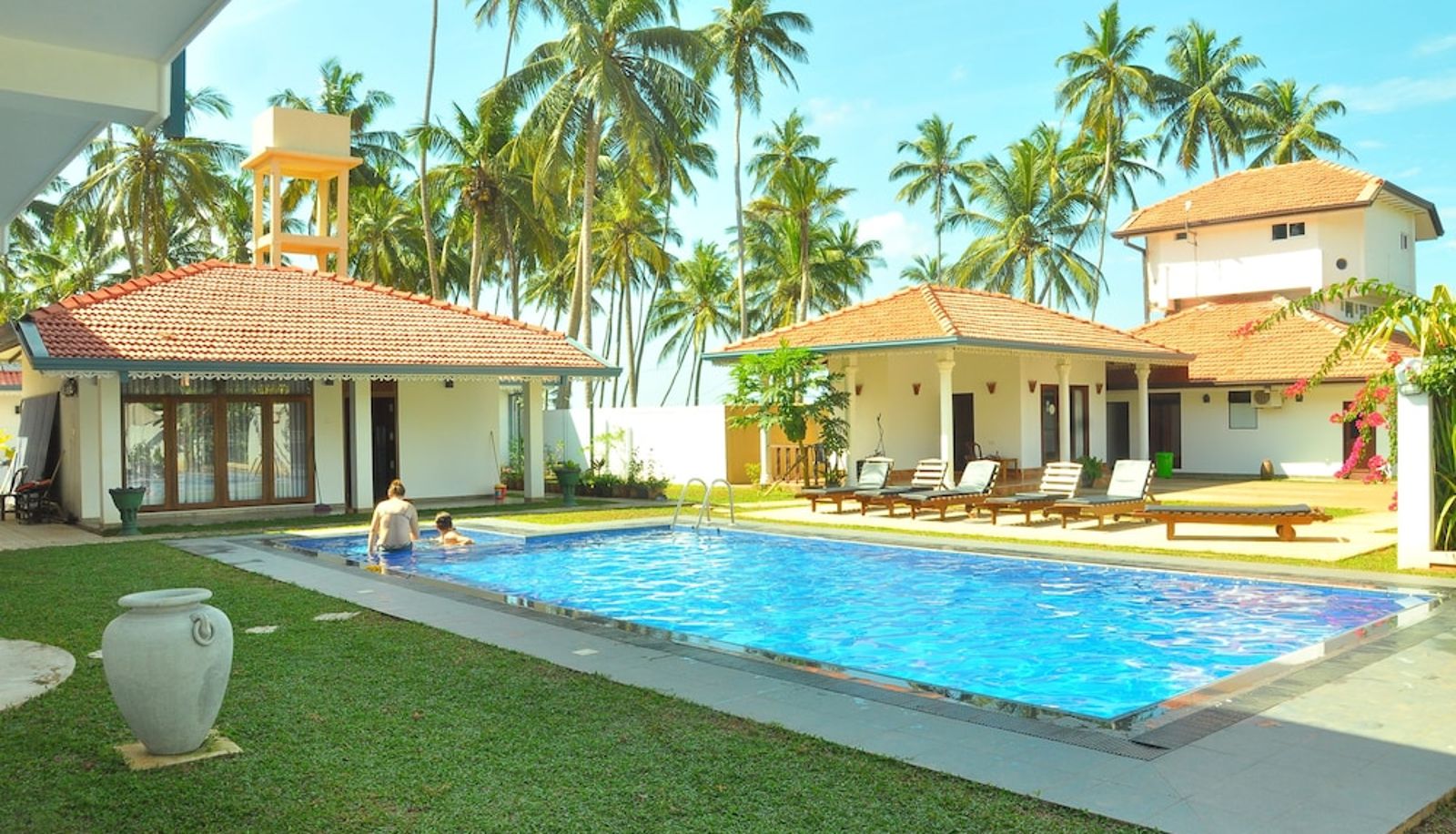 Pool - Sunset Beach Motel
