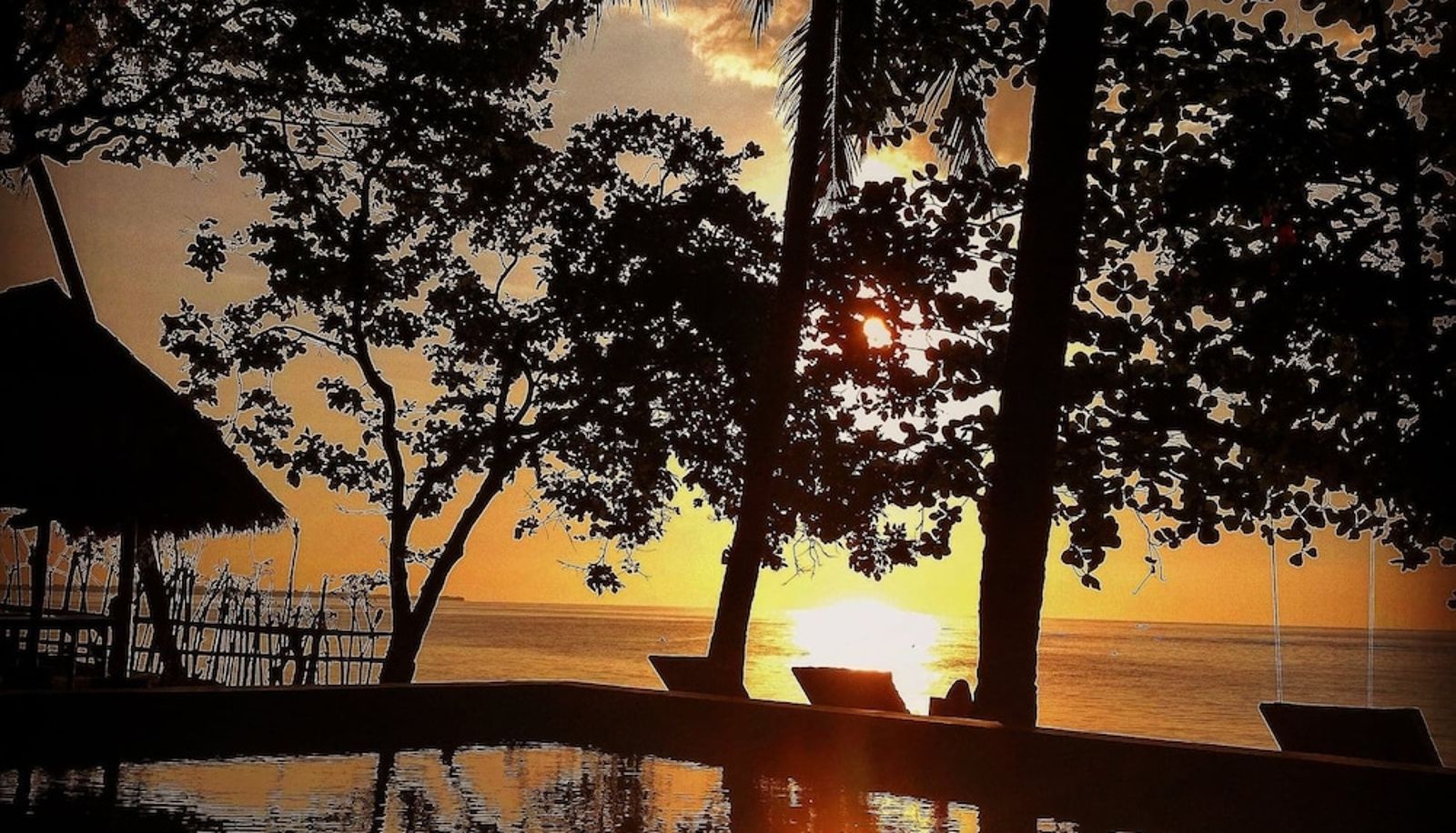 Piscina - Rinjani Beach Eco Resort