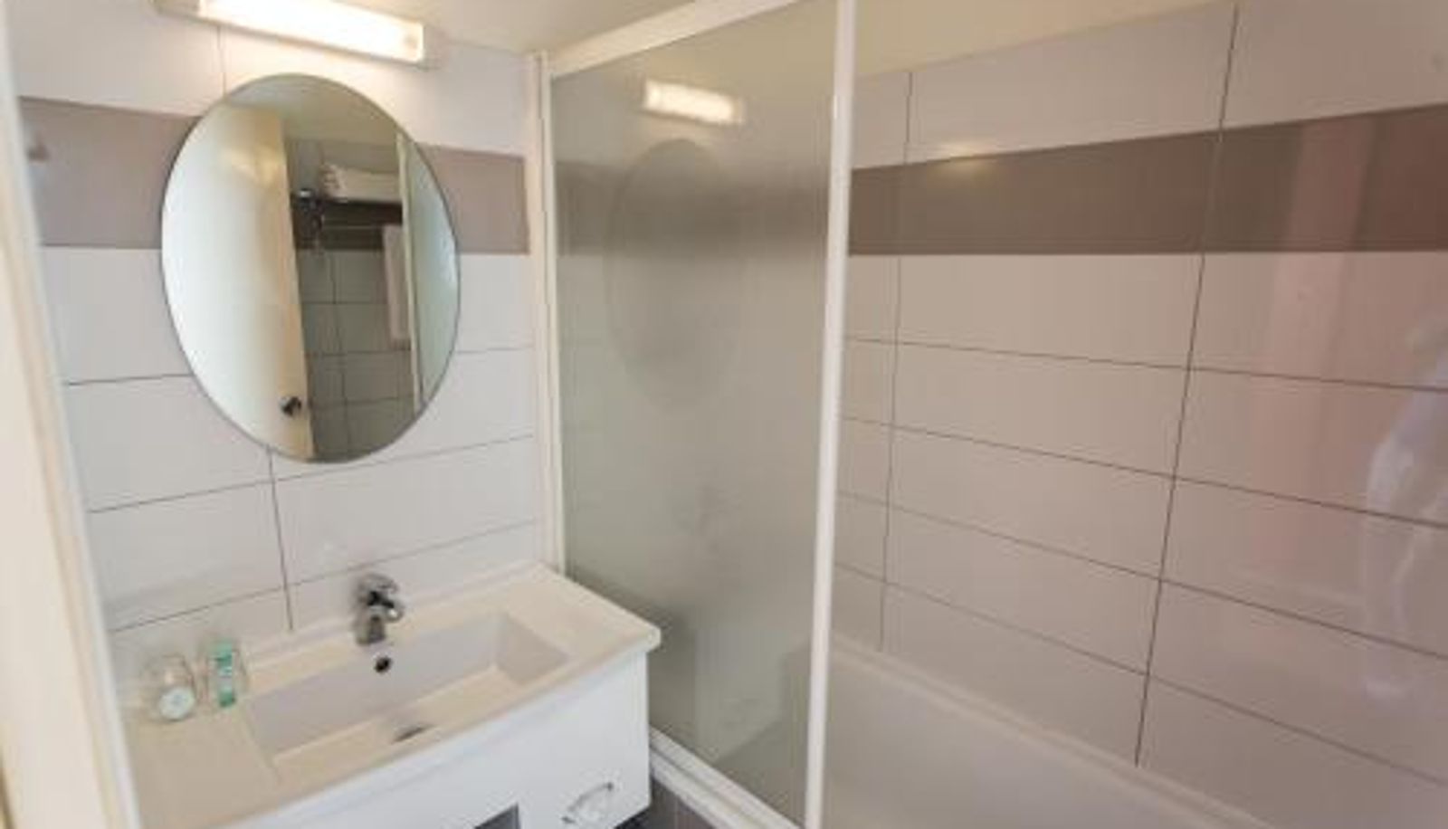 Suite - au coeur de Saint Denis Hotel Austral by Exsel "Ker Sin Dni"