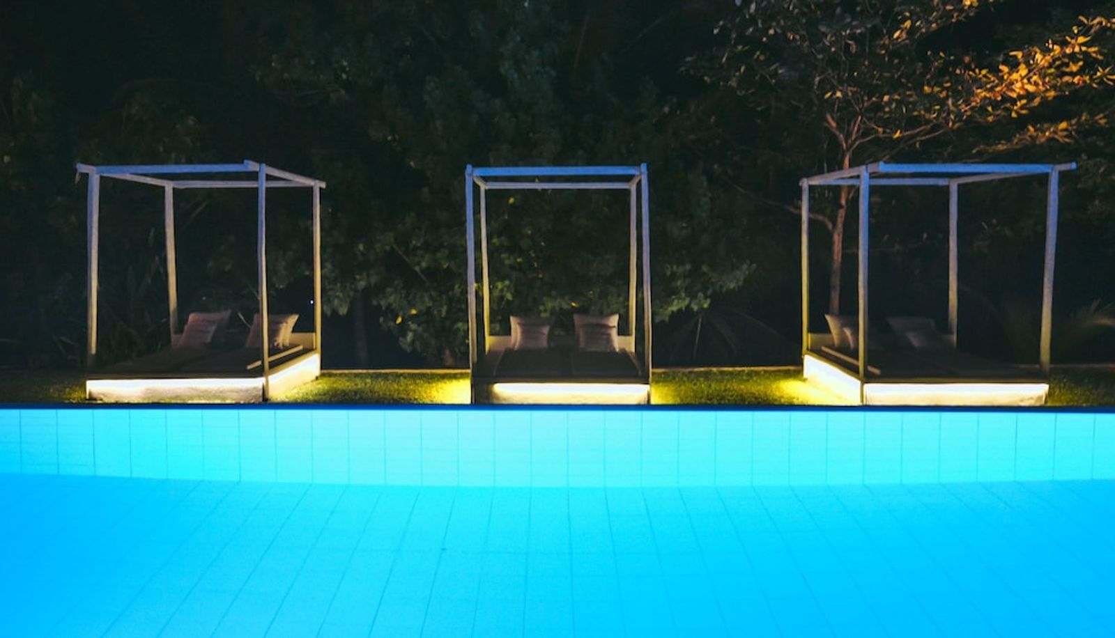 Pool - W15 Escape