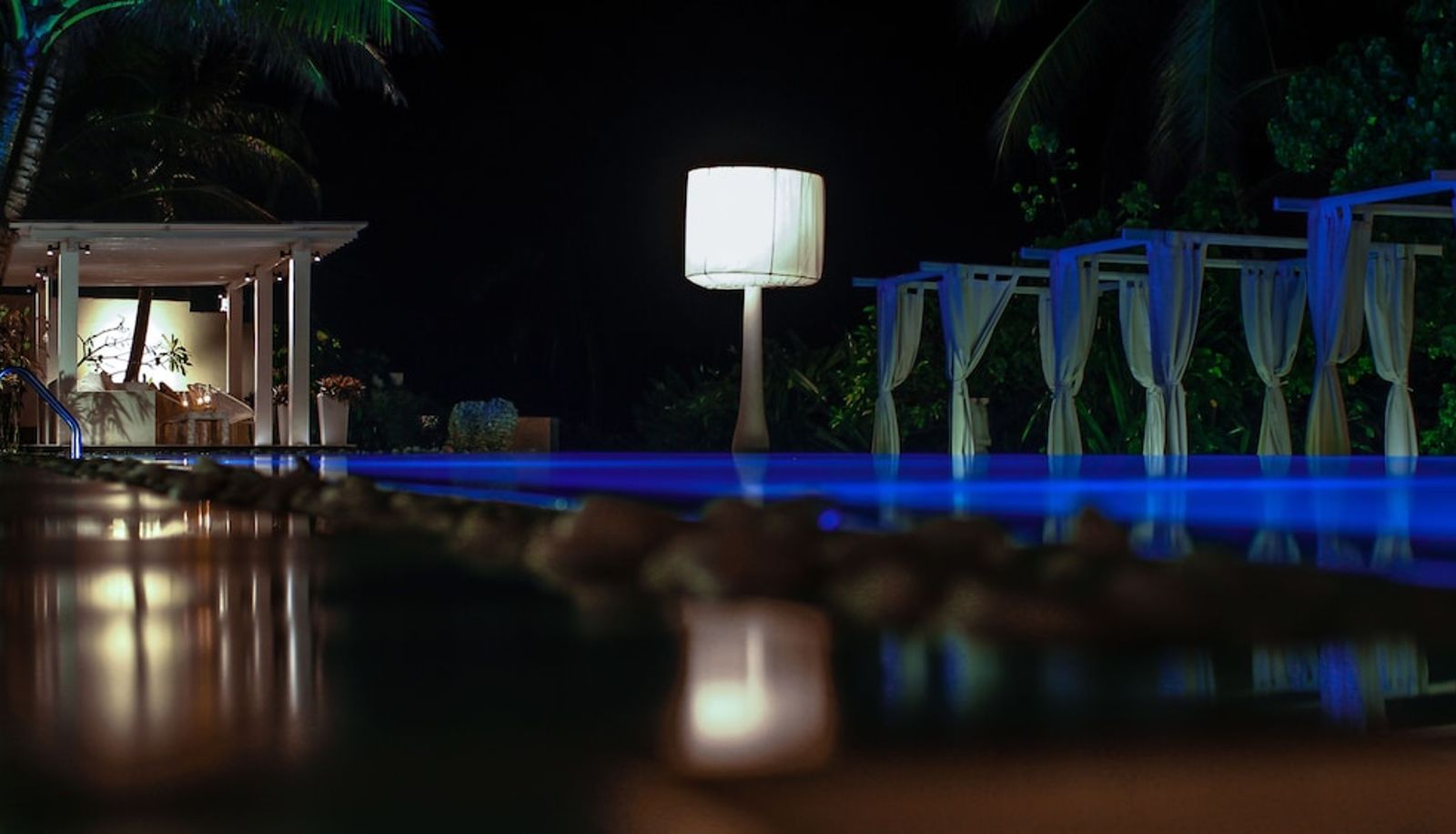 Pool - W15 Escape