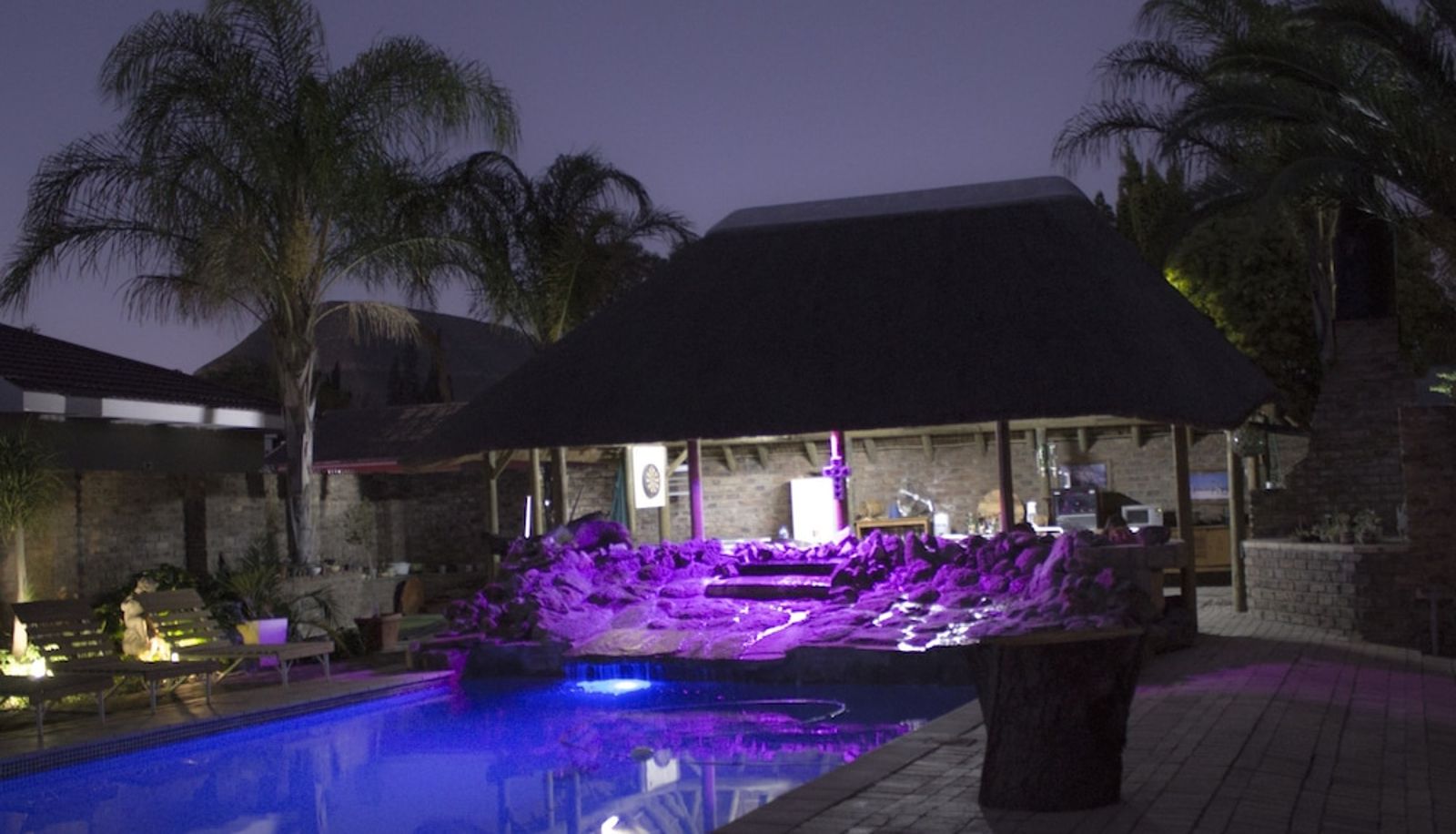 Pool - Aan Die Oewer Guest House