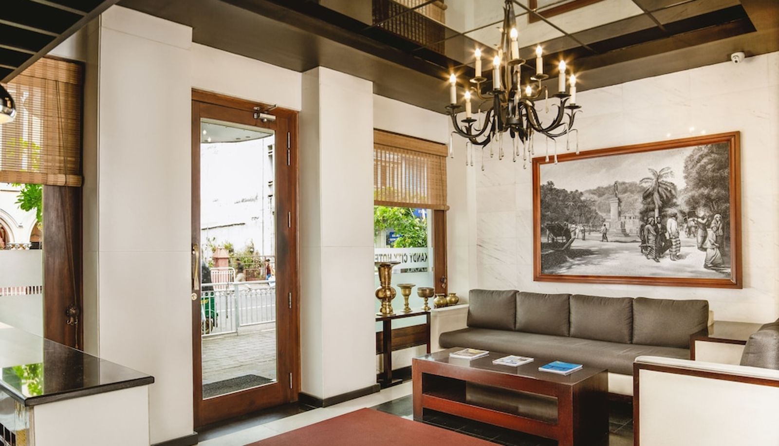Hall - Kandy City Hotel by Earl's