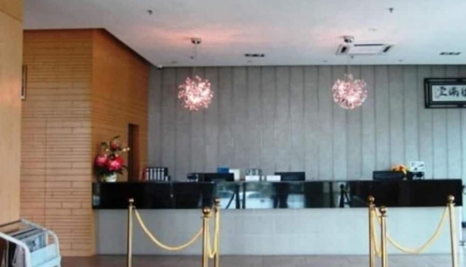 Reception - Grand Court Hotel