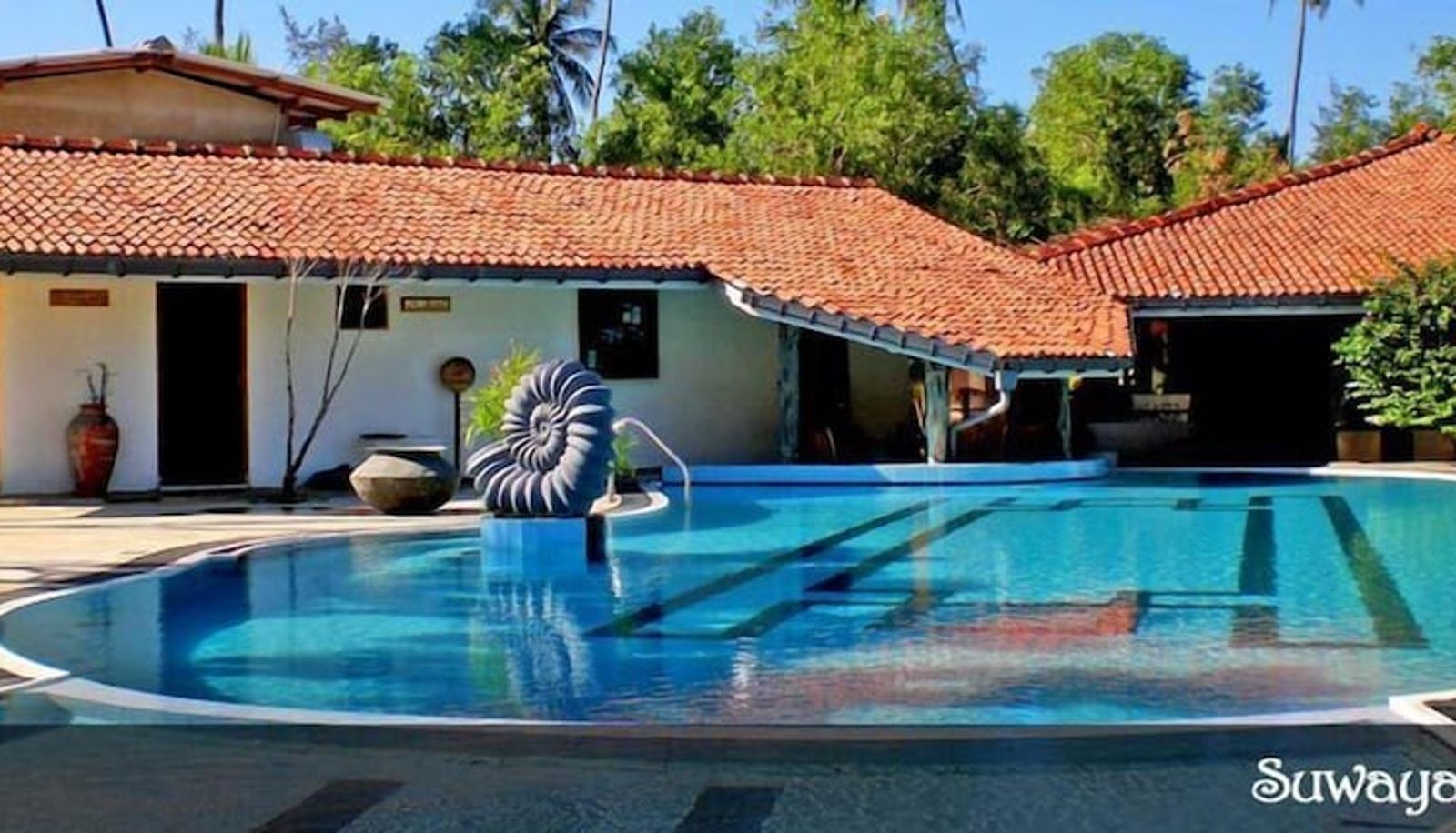 Pool - Suwaya Villa