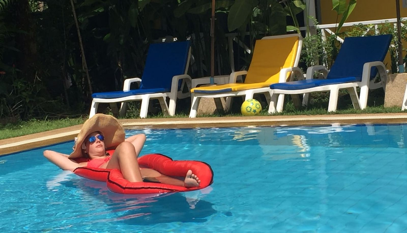 Pool - Loma Resort