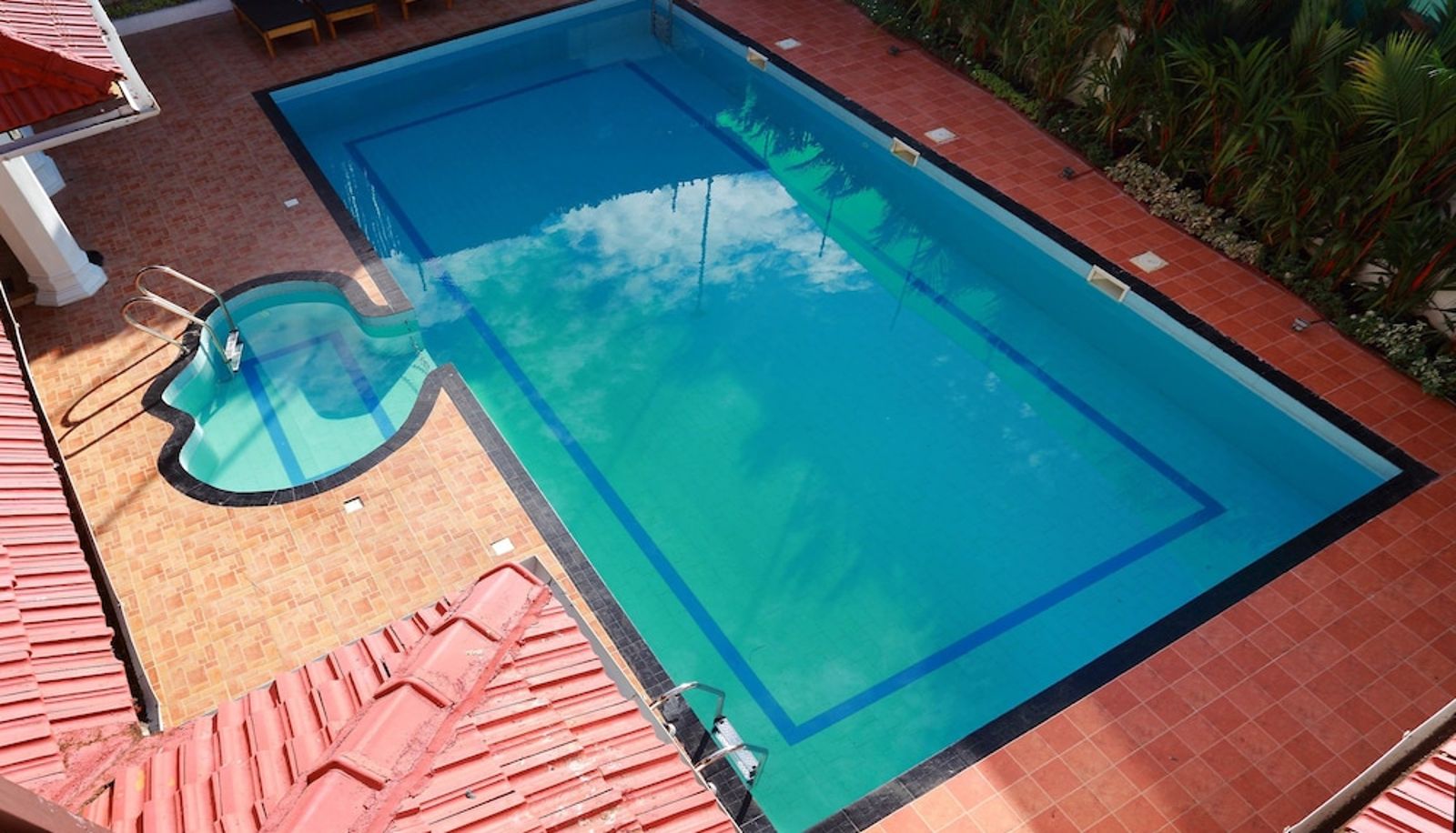 Pool - The Byke Spice Heritage Pure Veg