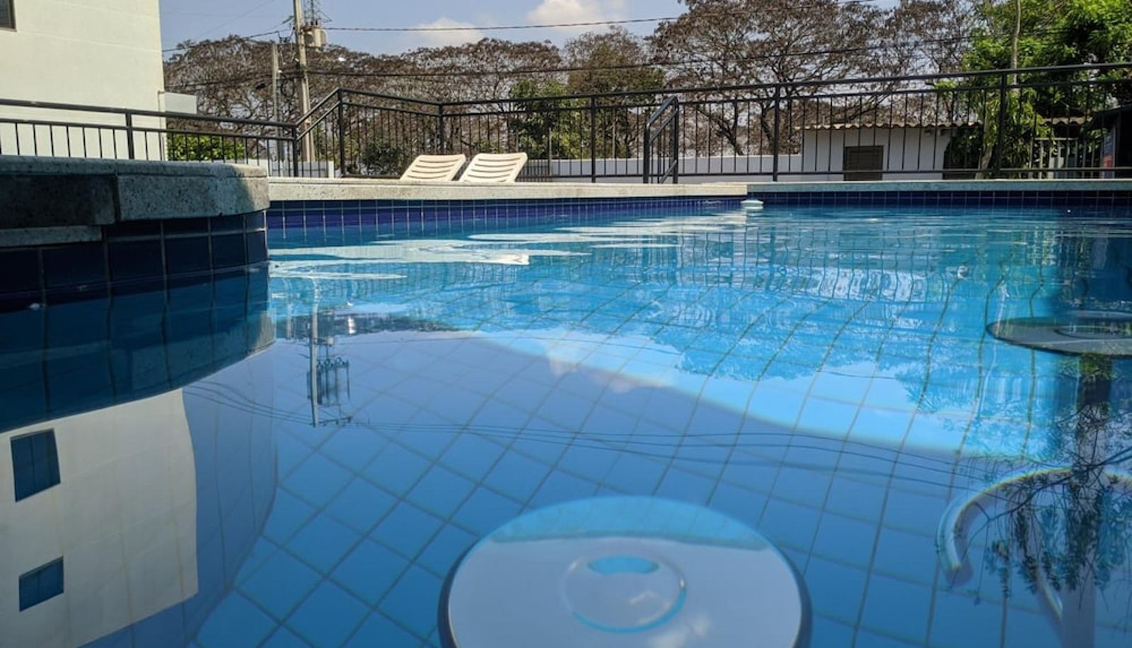 Pool - Rede Andrade Biton