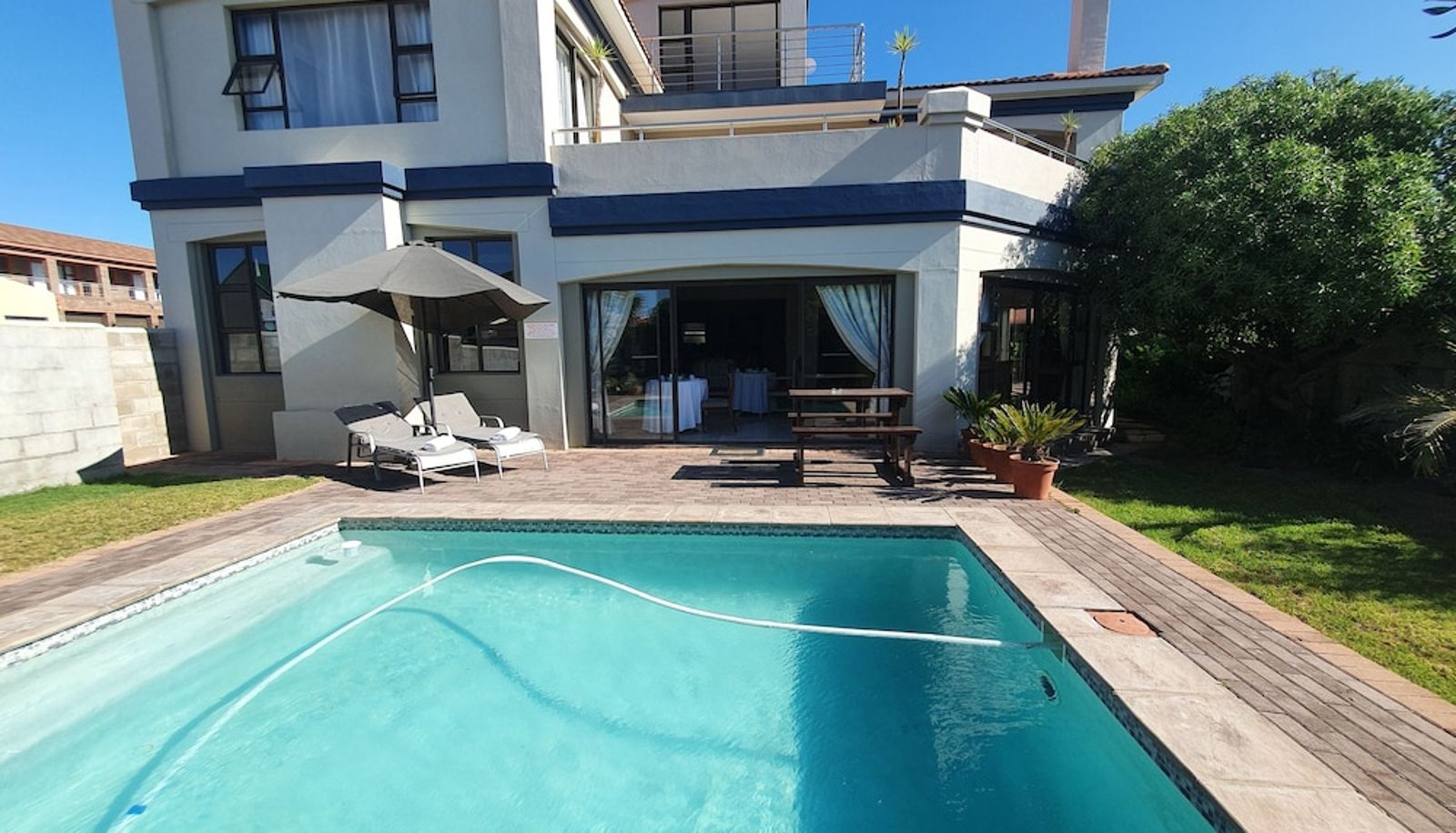 Pool - Alabaster Box B&B