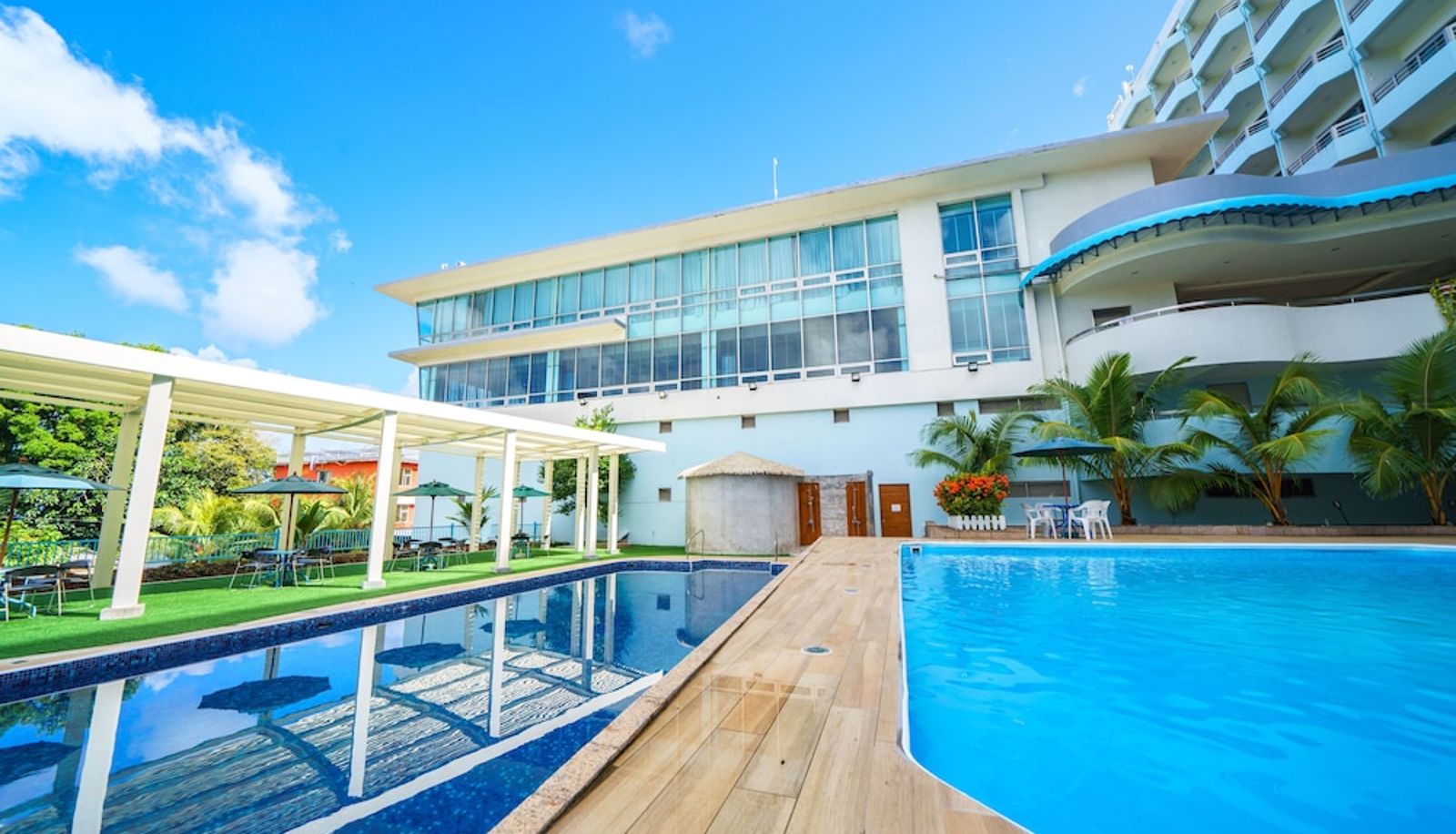 Pool - Palasia Hotel Palau