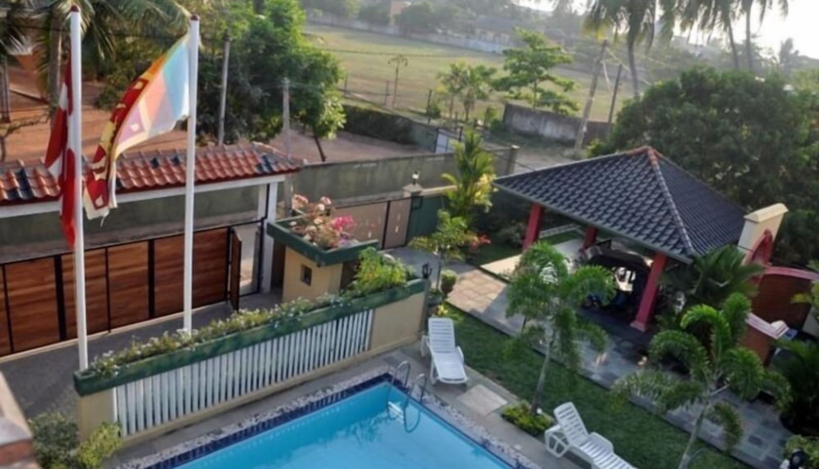 Piscina - Scandinavia Hotel