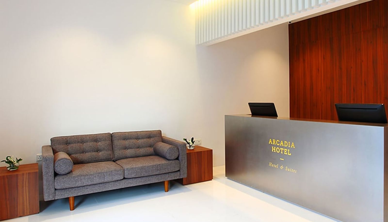 Reception - Arcadia Hotel