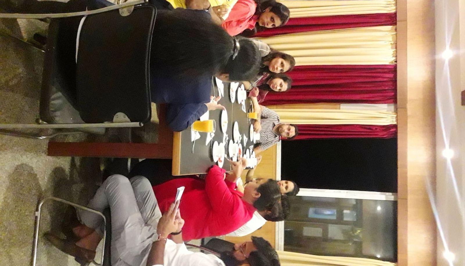 Meeting room - The Golden Crest