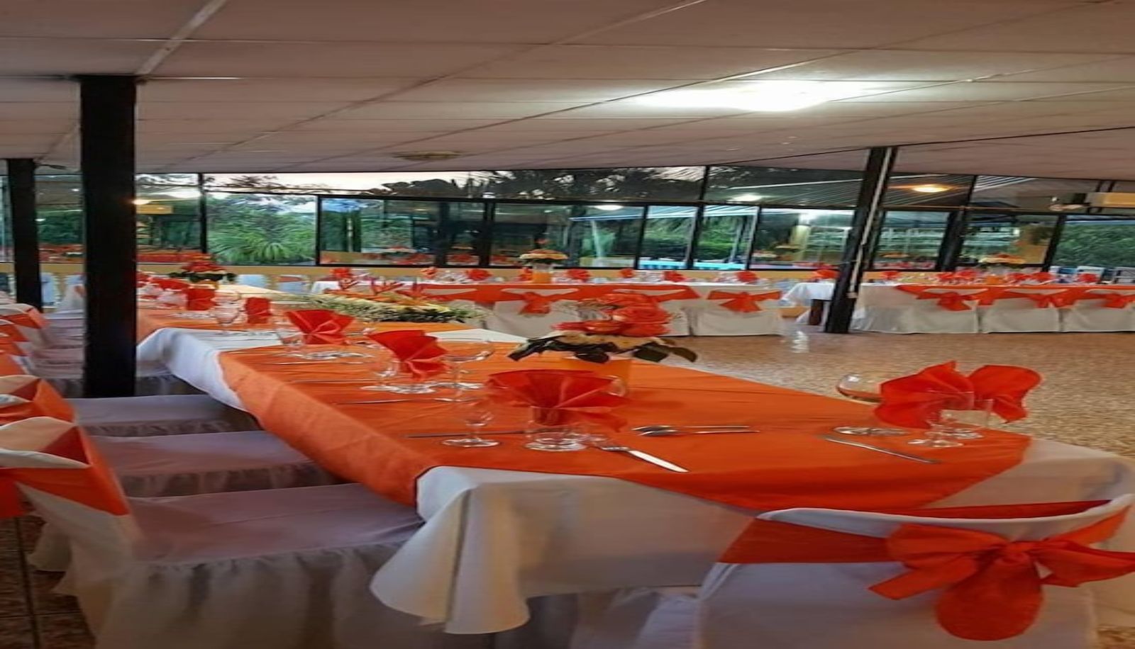 Restaurant - Hostería Las Heliconias