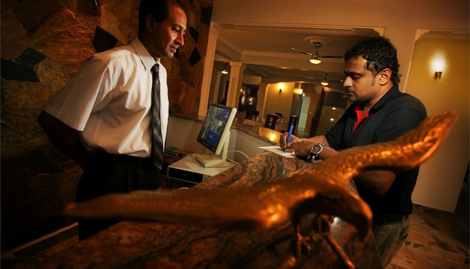 Reception - Hotel Travellers Nest
