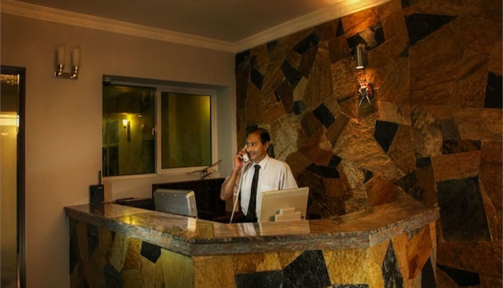 Réception - Hotel Travellers Nest