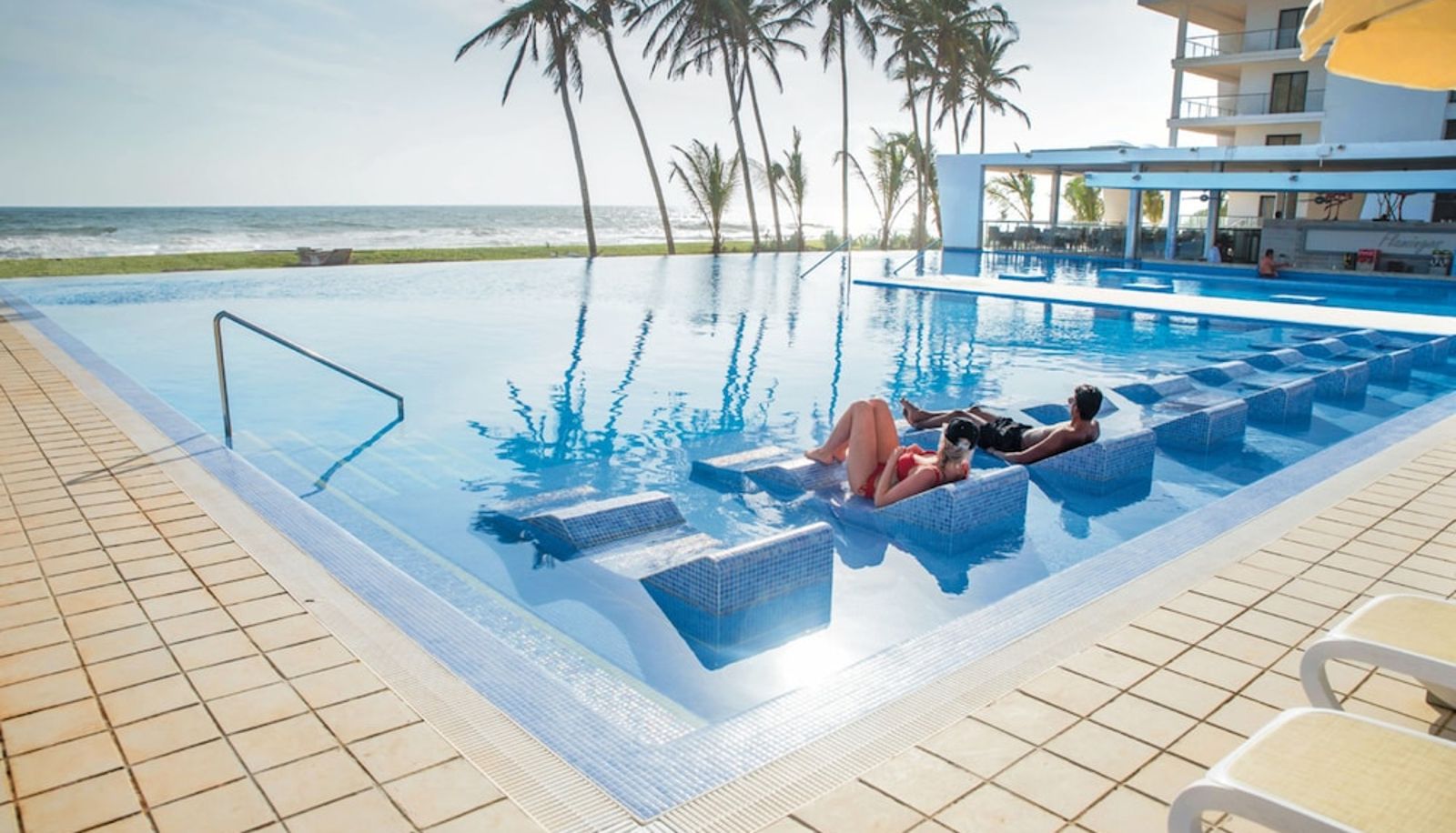 Piscina - Hotel Riu Sri Lanka - All Inclusive
