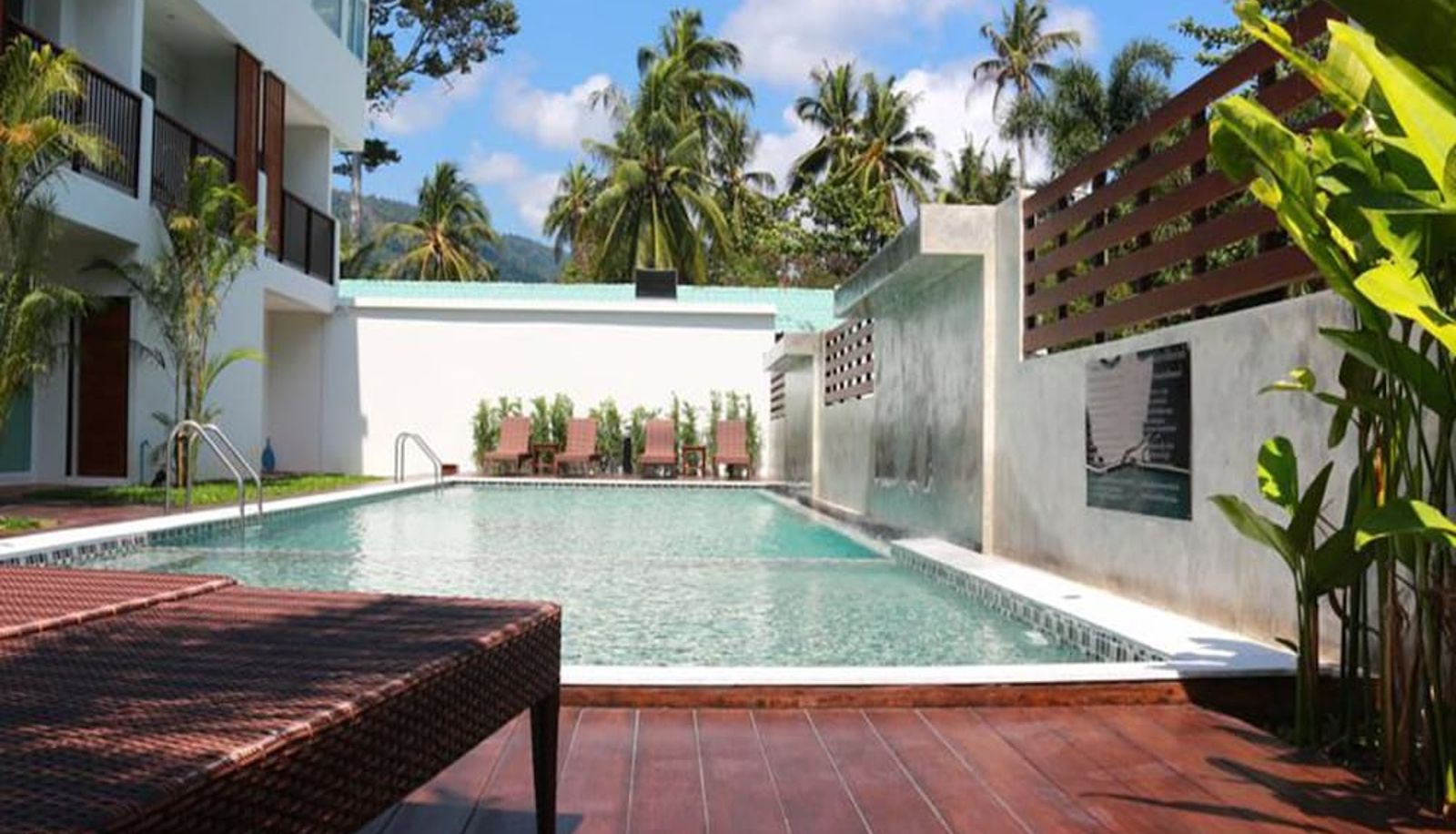 Pool - Crystal Lamai Hotel
