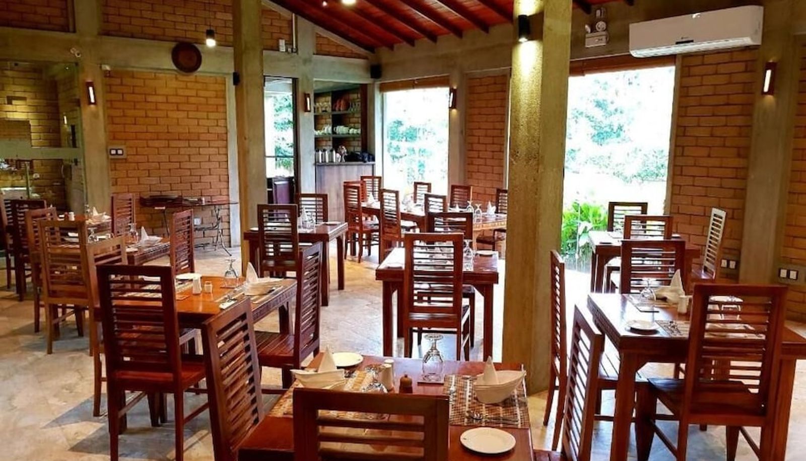Restaurant - Karunakarala Ayurveda Resort