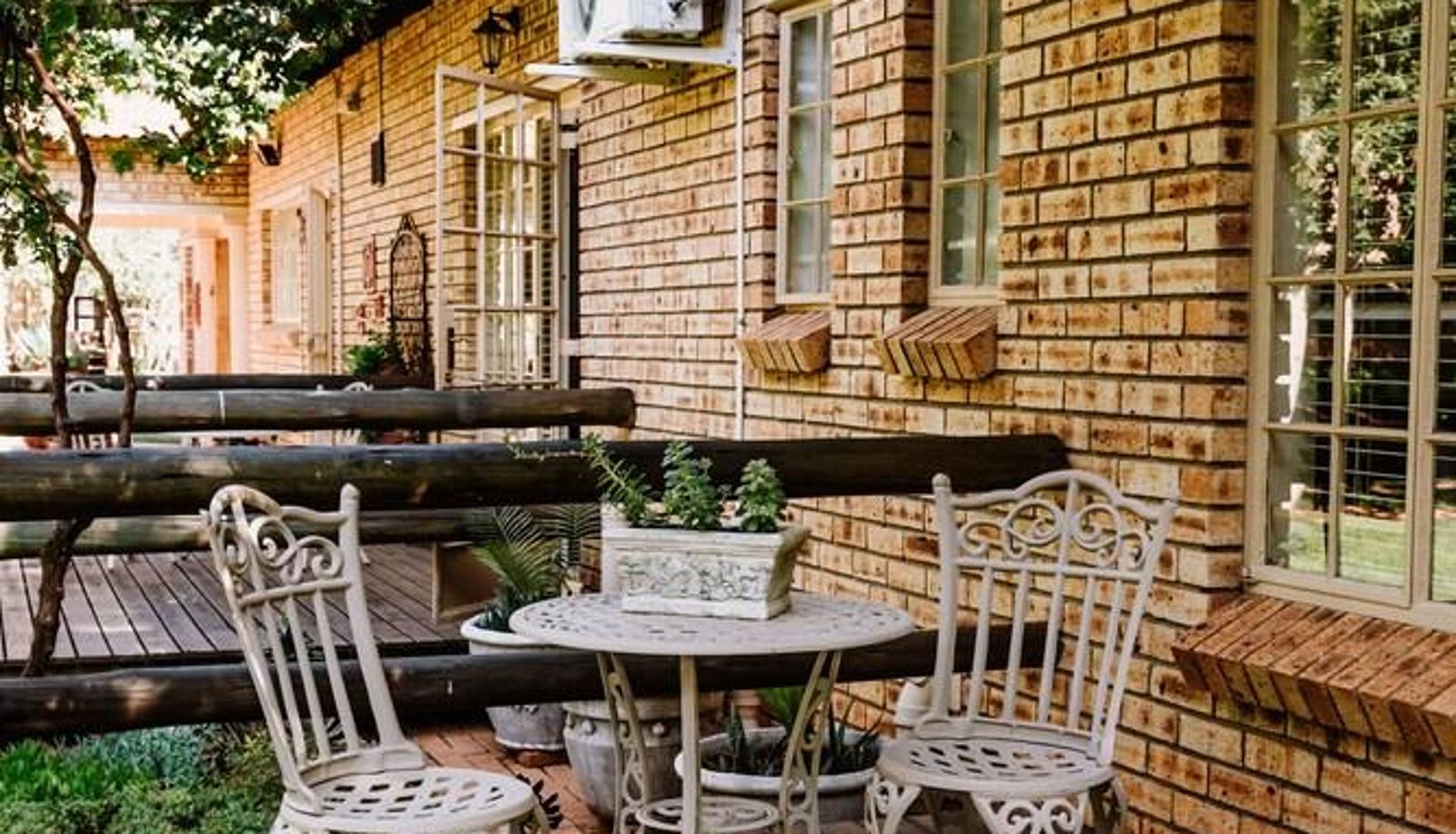 Standardzimmer - Boubou Bed and Breakfast