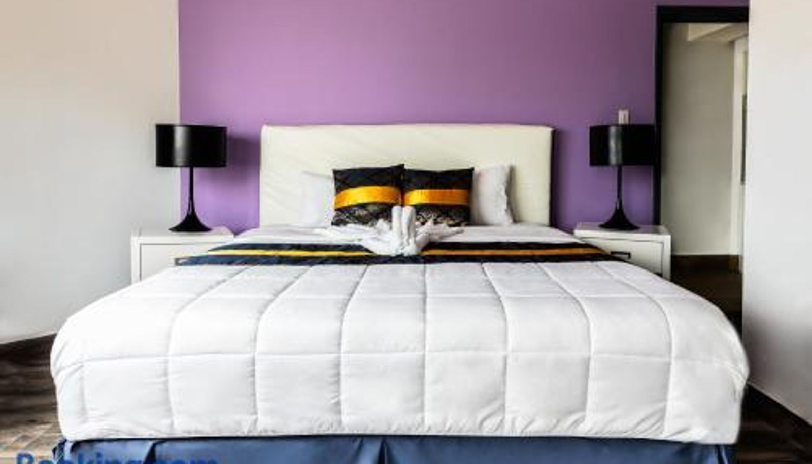 Suite - Commodore Suites SureStay Collection by Best Western