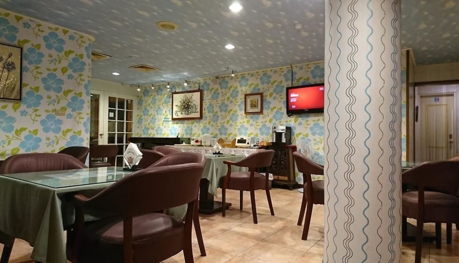 Restaurant - Shinyseasons Motel