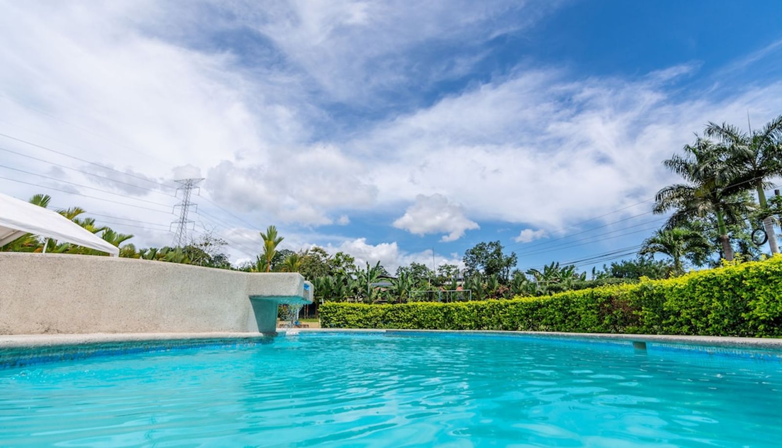 Piscina - Hotel Pacuare