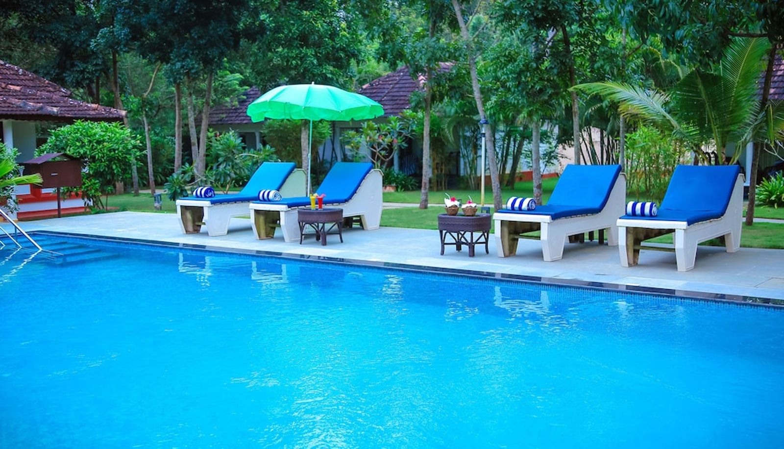Piscina - Marari Sands Seclude Kerala