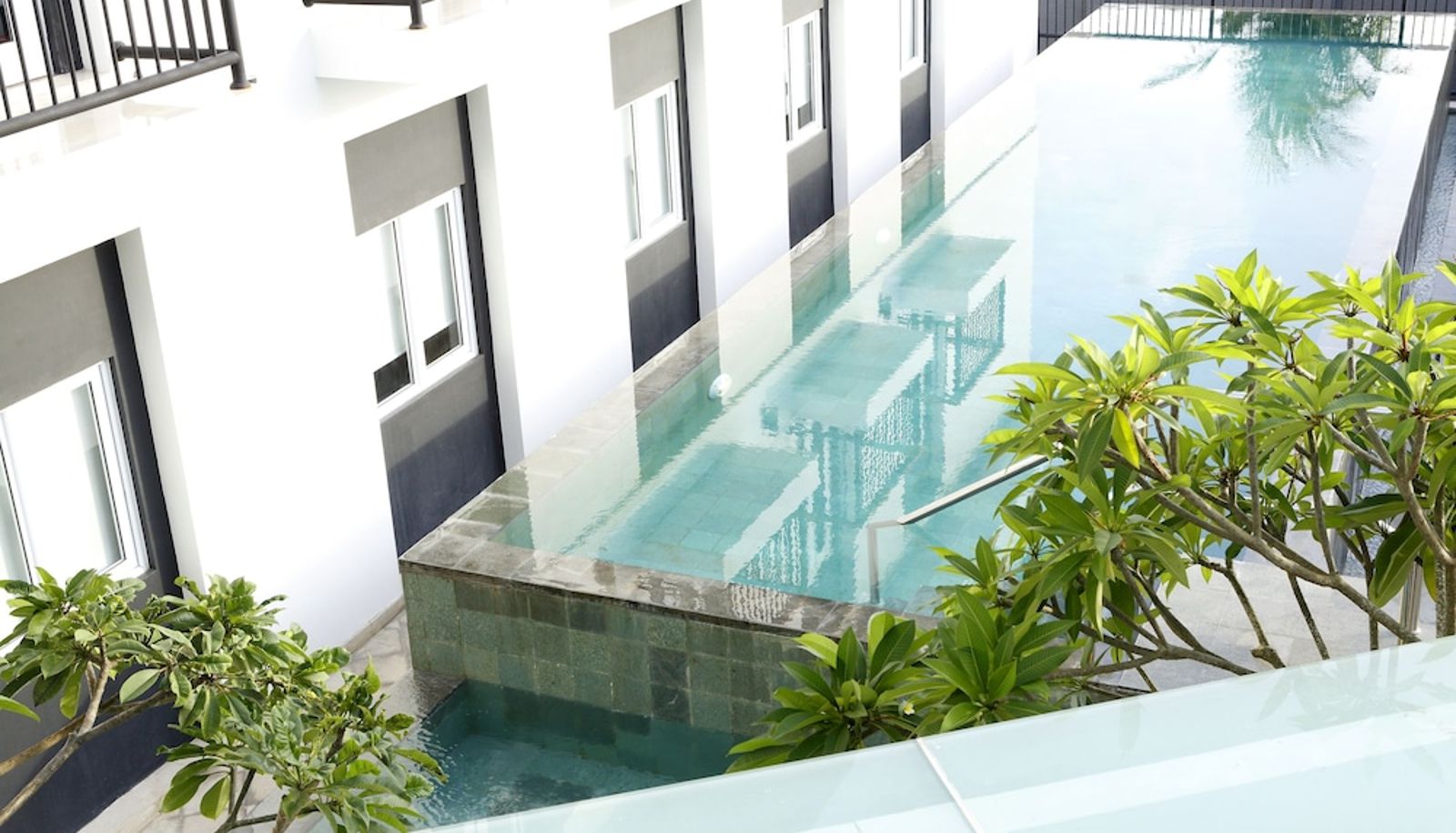 Basen - Amaris Hotel Teuku Umar