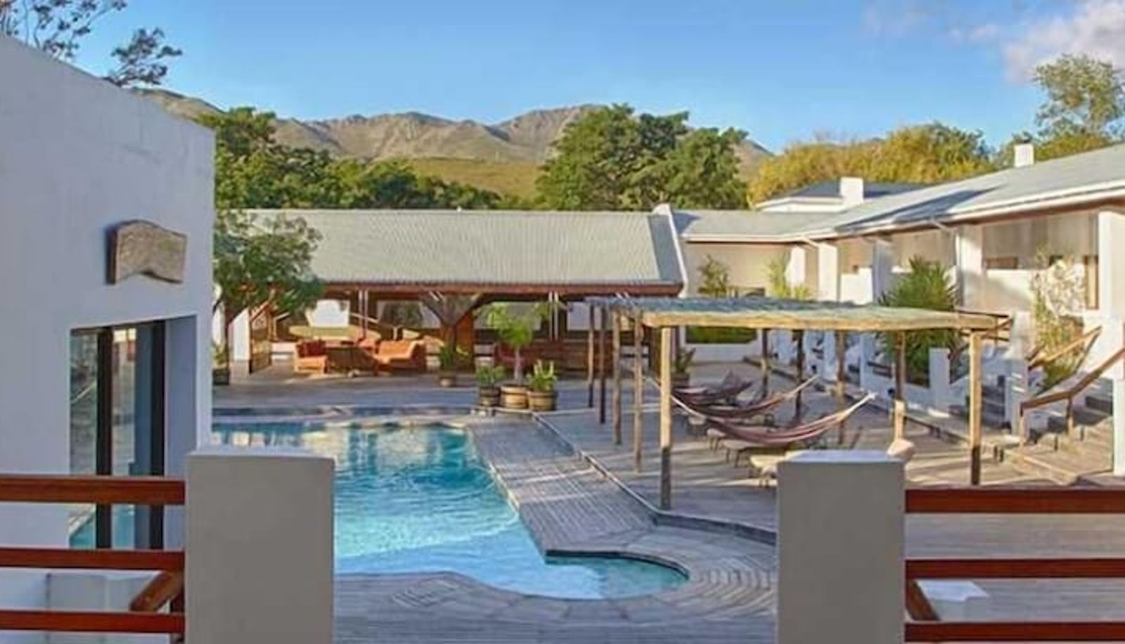 Pool - Assegaaibosch Country Lodge