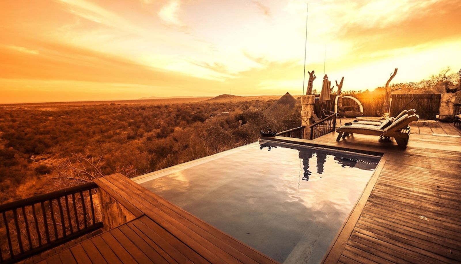 Pool - Phumelelo Lodge