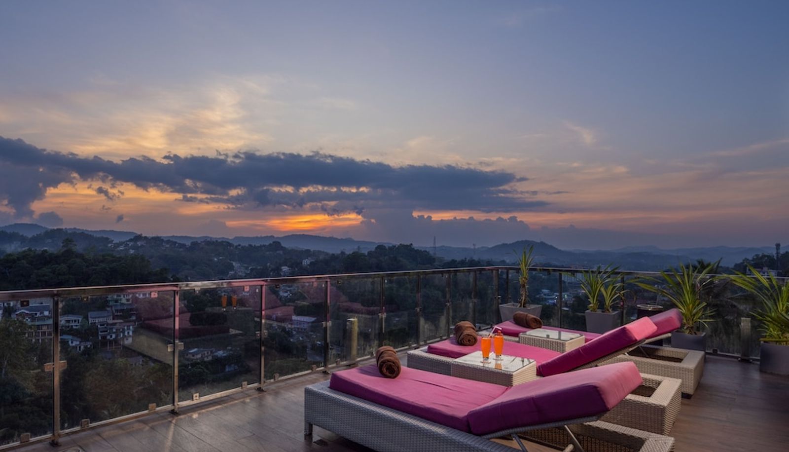 Pool - View 360