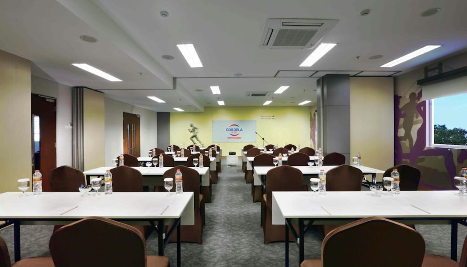 Meetingzimmer - Cordela Kartika Dewi Jogjakarta