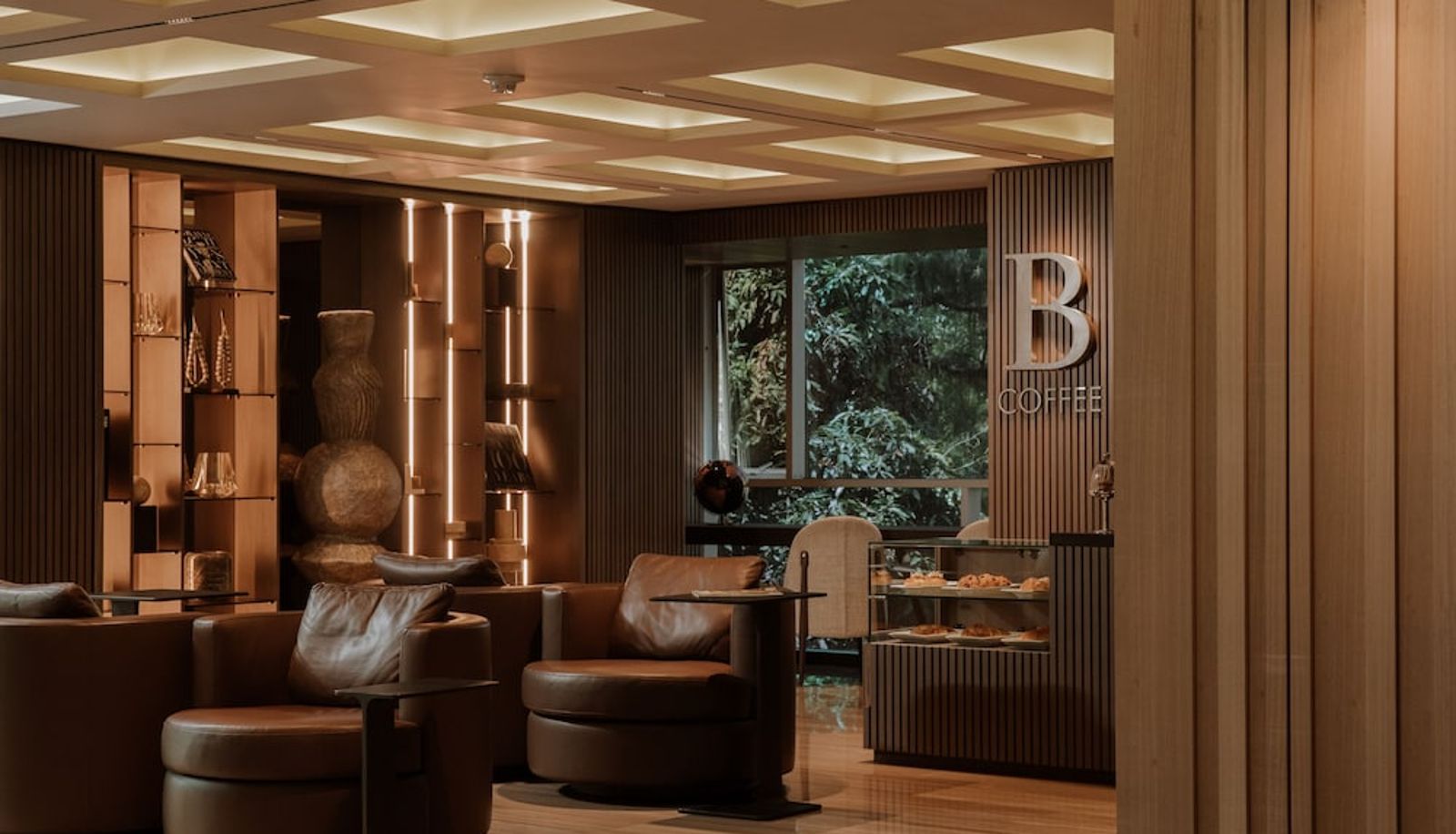 Reception - Binn Hotel