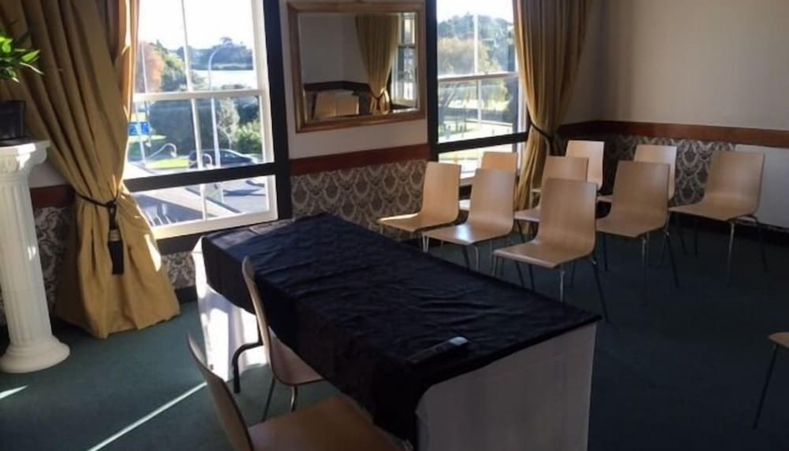 Meeting room - The Kentish Hotel