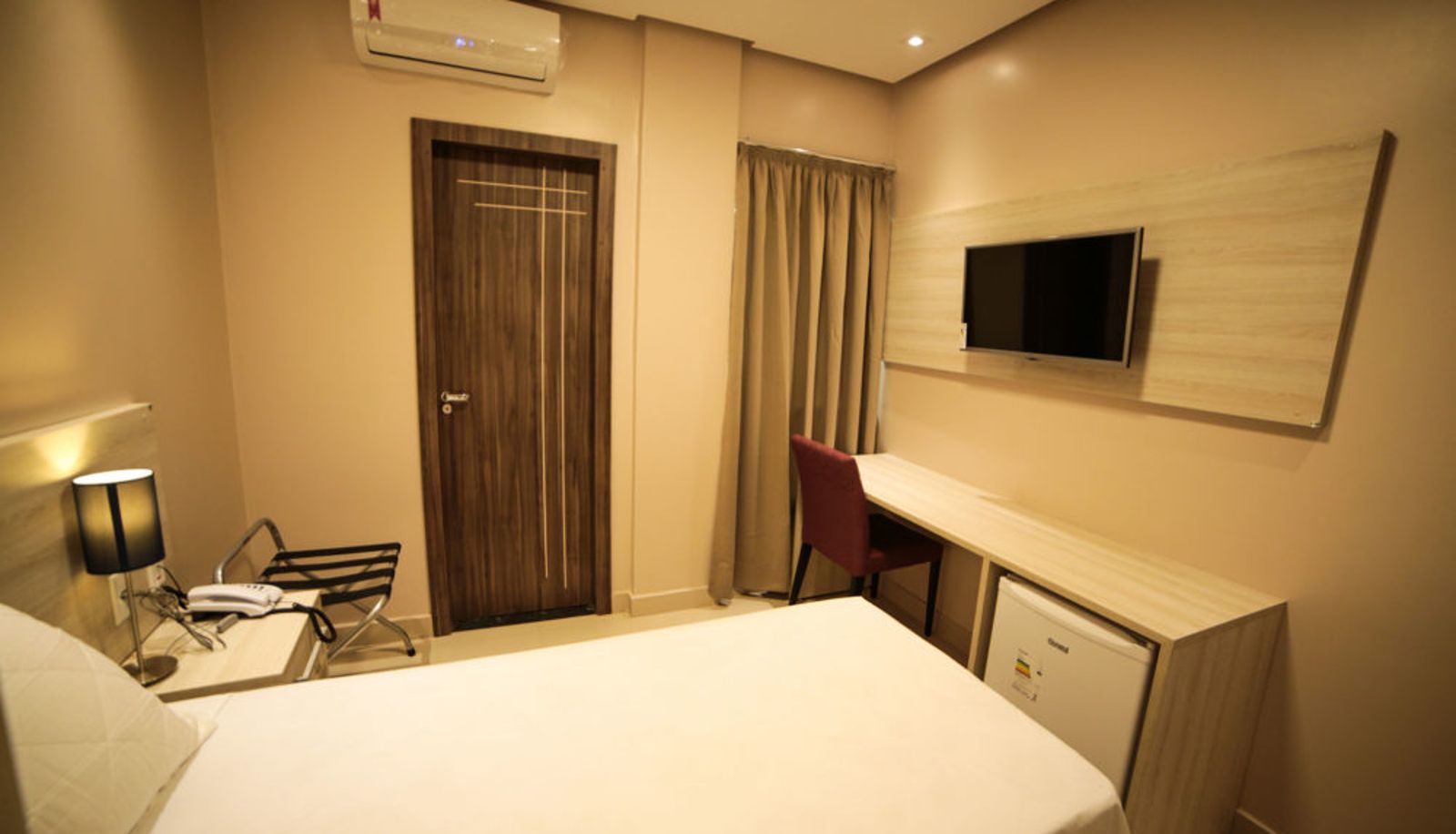 Habitación - London Hotel  Santarem