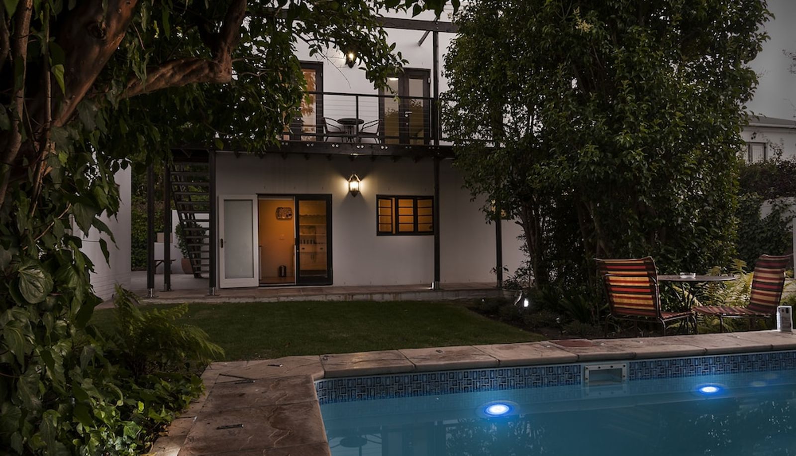 Basen - Albarosa Guesthouse