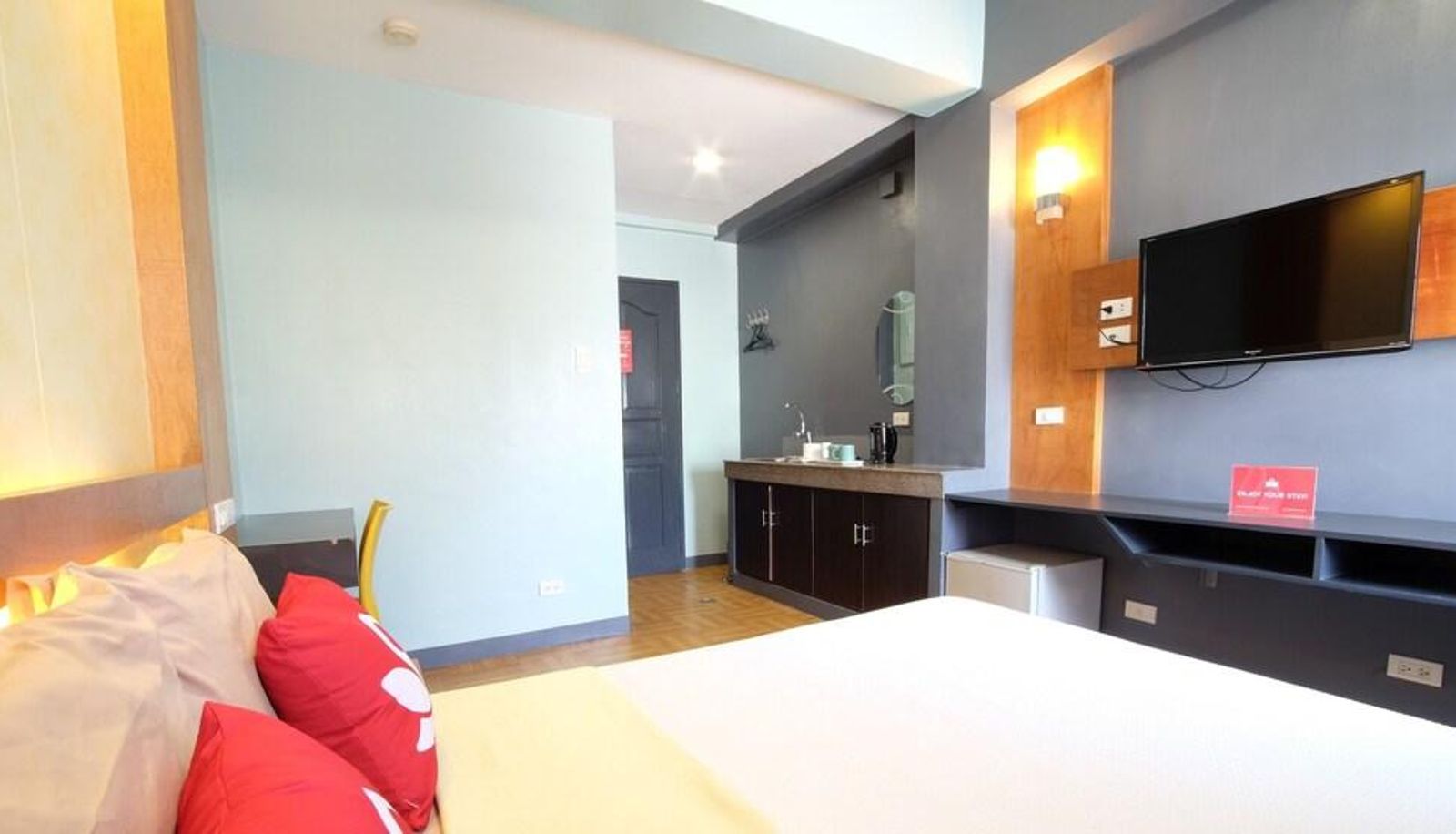 Standardzimmer - ZEN Rooms Basic Quirino Station