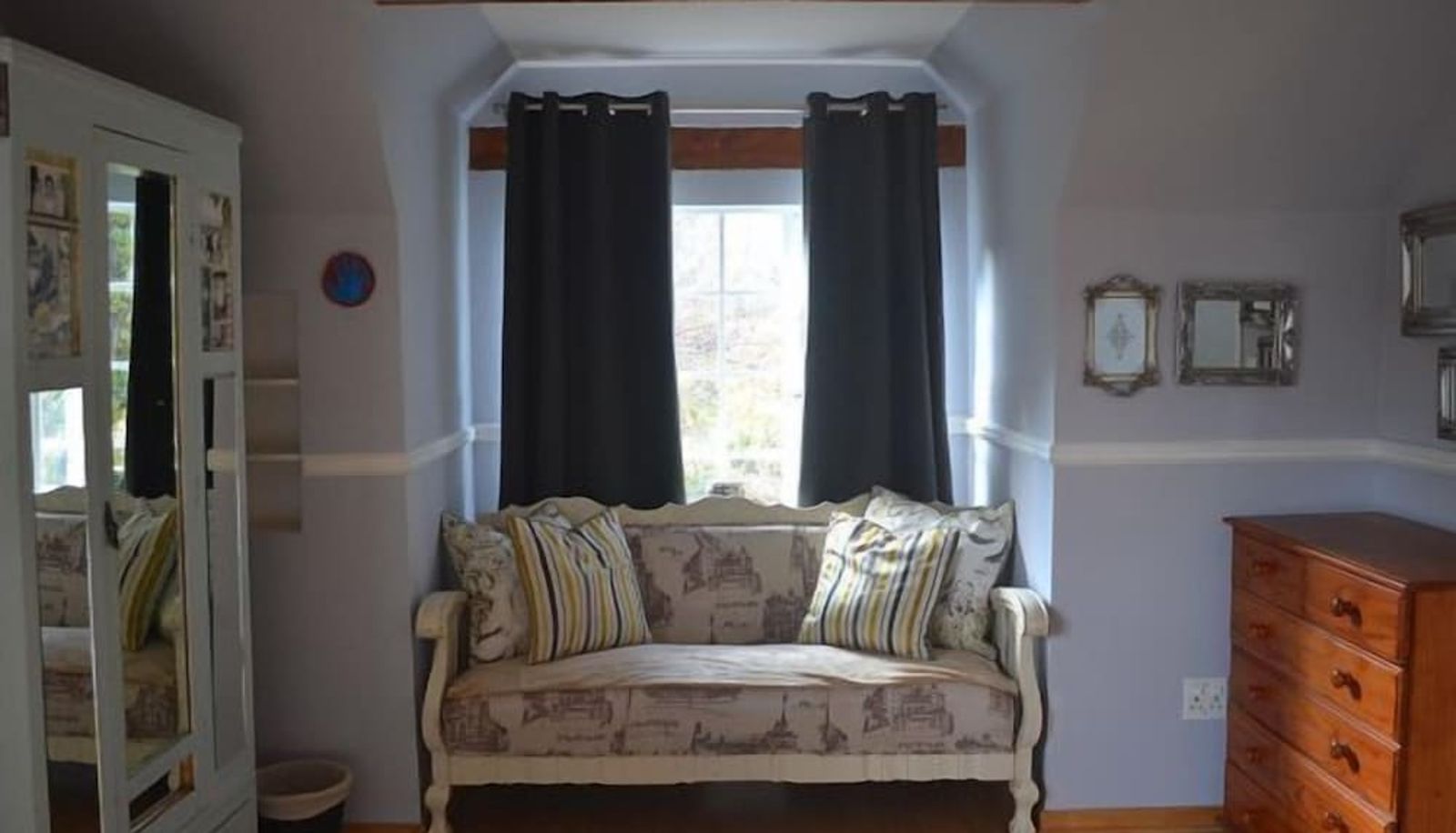 Family room - Ambleside Clarens Self Catering Cottages