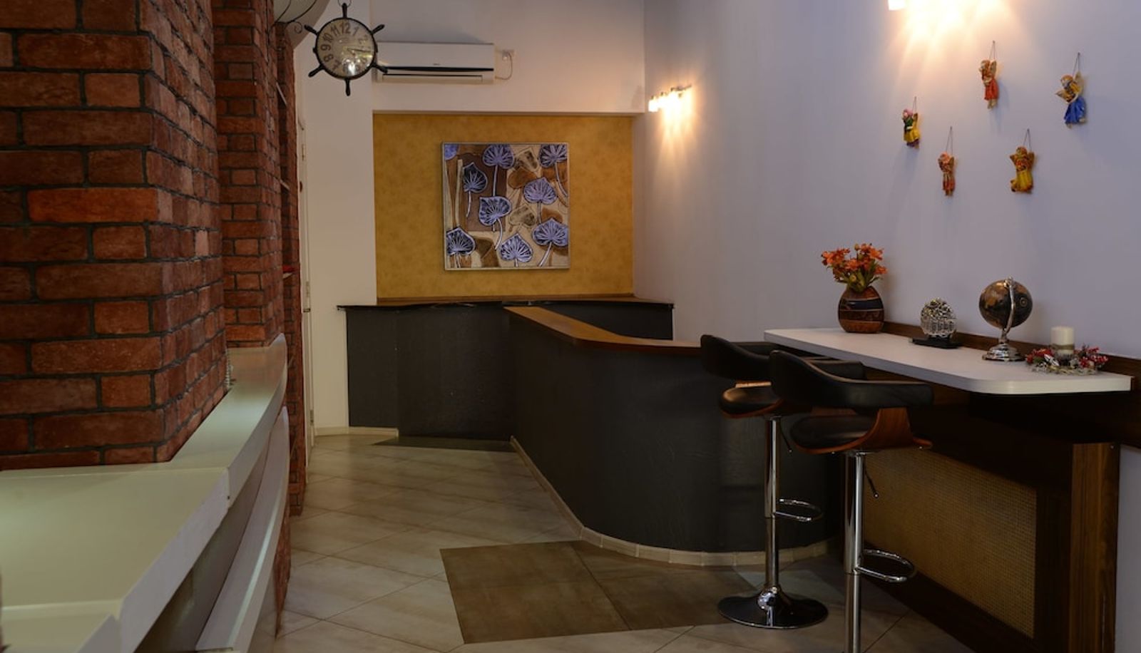 Reception - Coral Boutique Hotel
