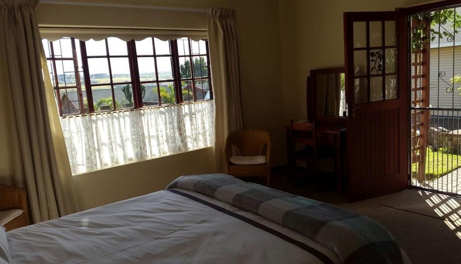 Standard room - Green Pastures B&B