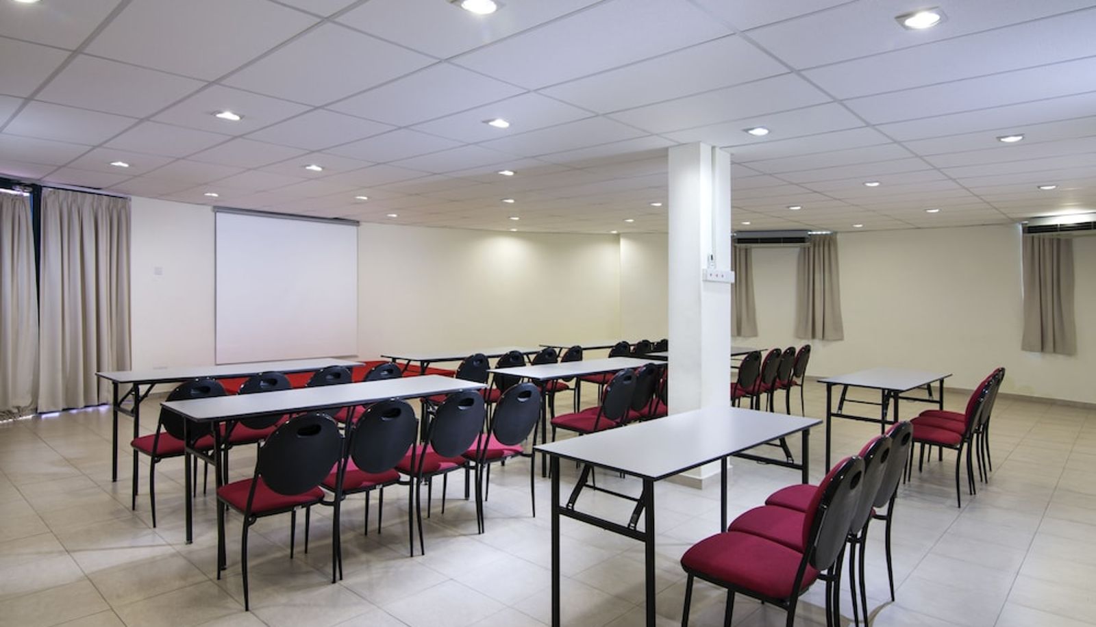 Meetingzimmer - Golden View Serviced Apartment