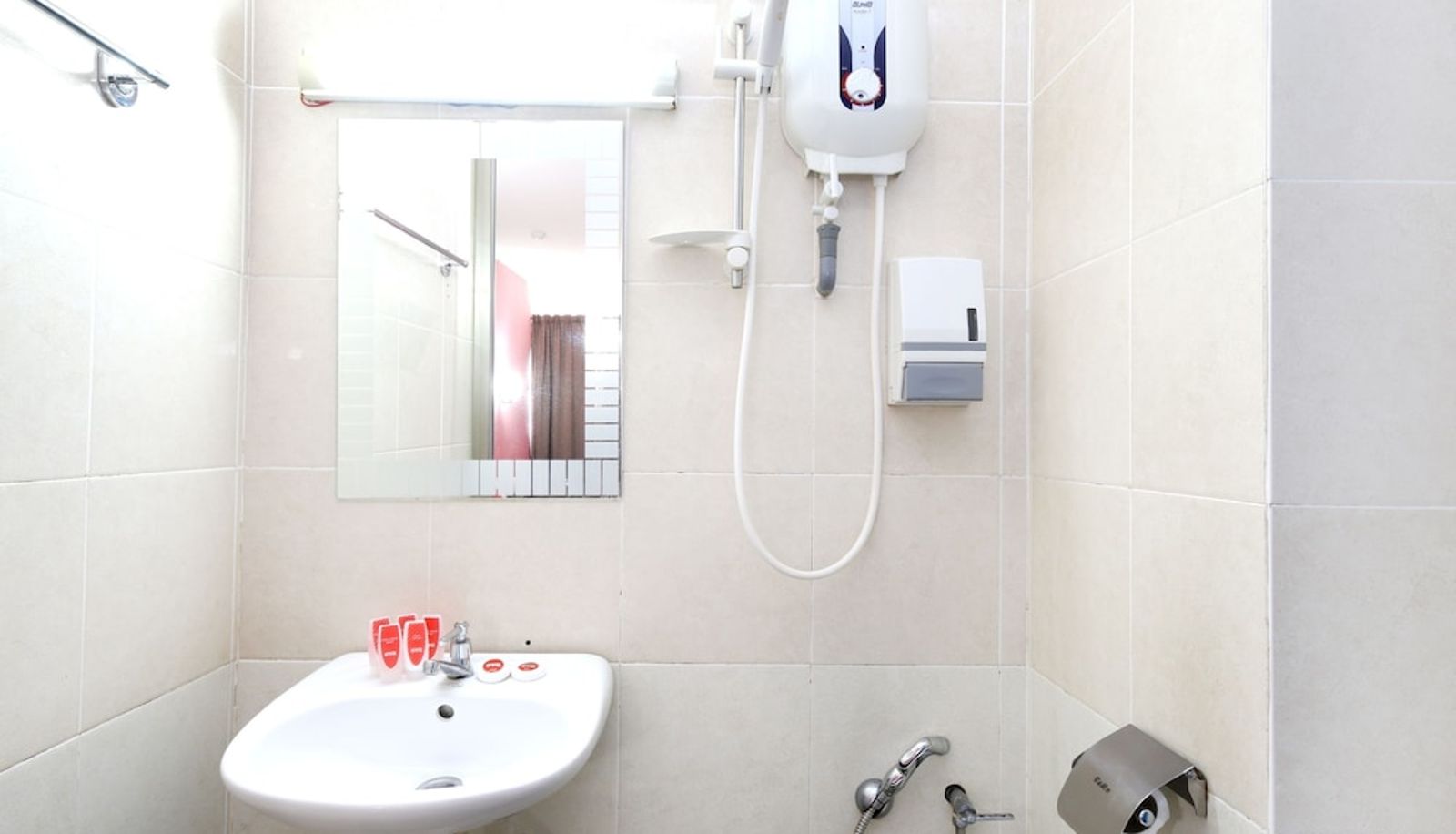 Suite - Hotel O Midah Inn Puchong