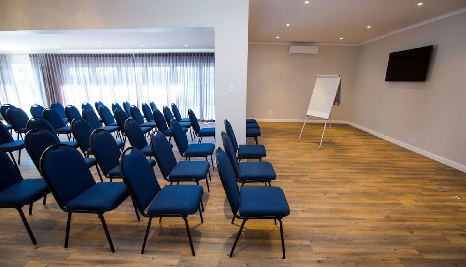 Meeting room - The New National Lodge & Conference