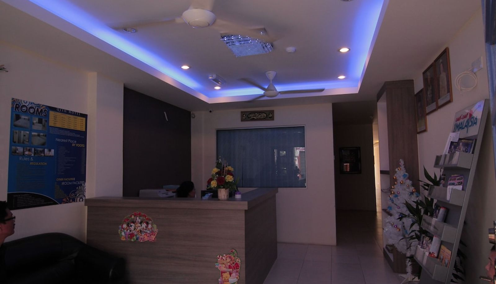 Reception - Qish Hotel