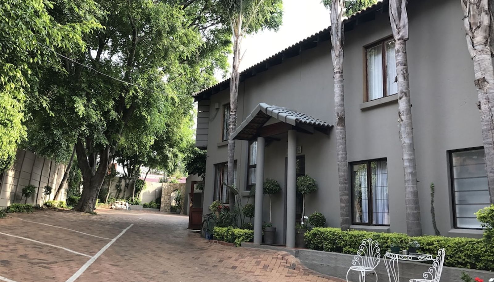 Info - Waterhouse Guest Lodges 295 Indus Street