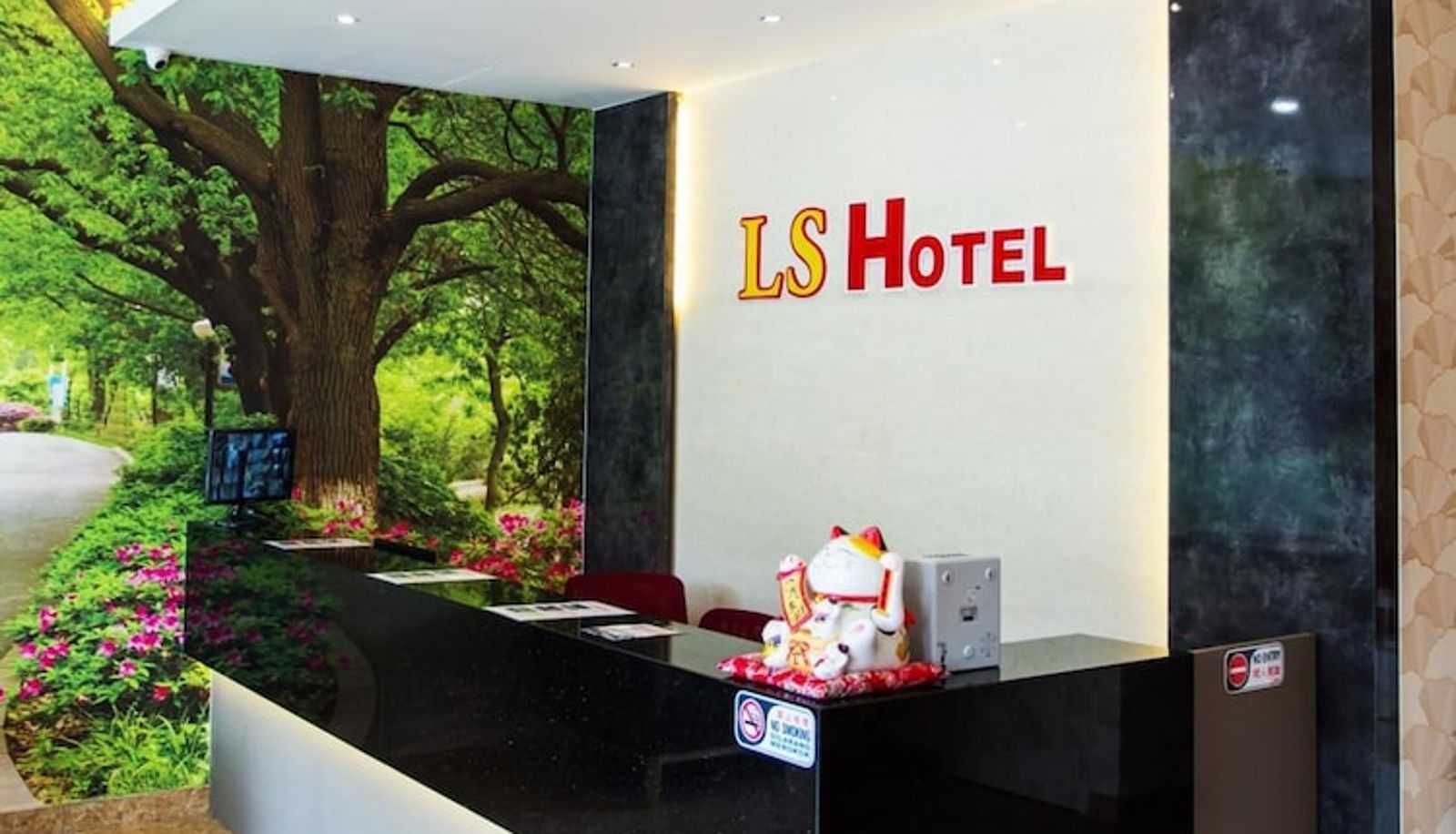 Hal - LS Hotel